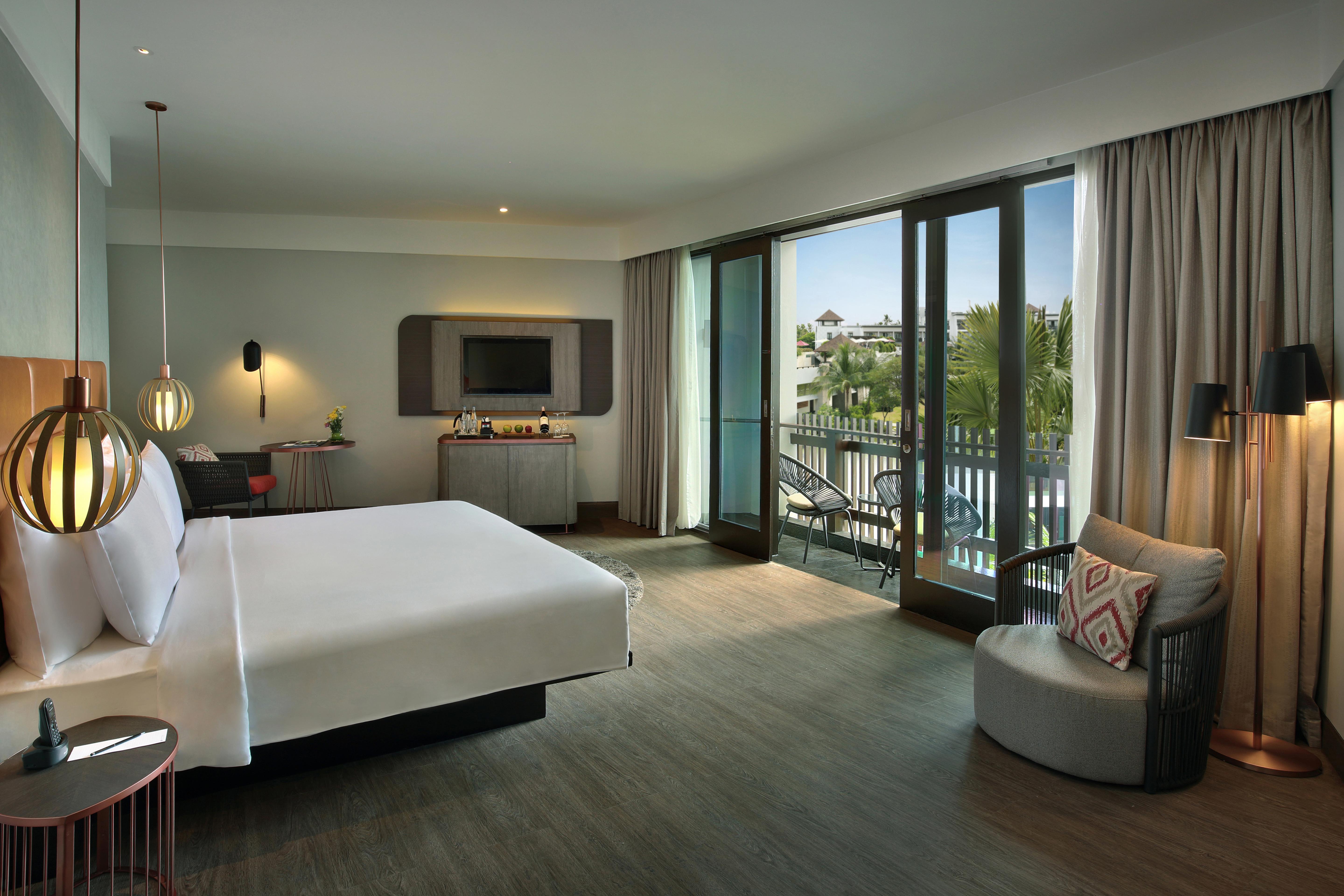 Pullman Bali Legian Beach Exterior photo Deluxe Room