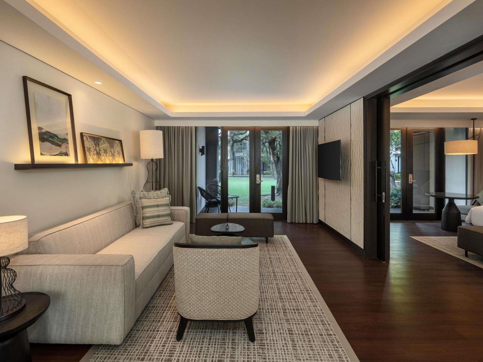 Pullman Bali Legian Beach Exterior photo